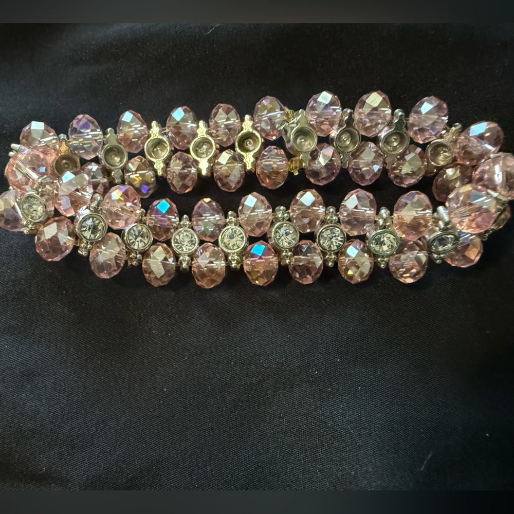 light pink plastic beaded bracelet stretch